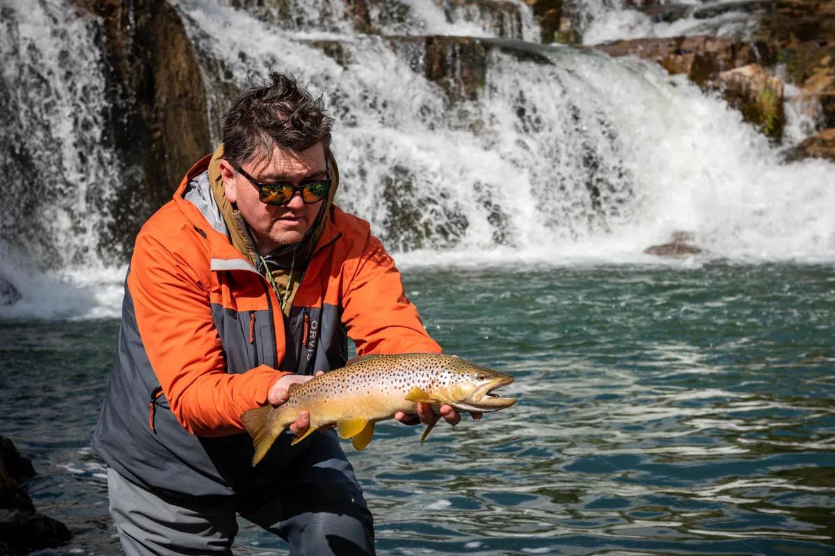 Top 5 Reasons for Fly Fishing with Barbless Hooks - Montana Angling Company