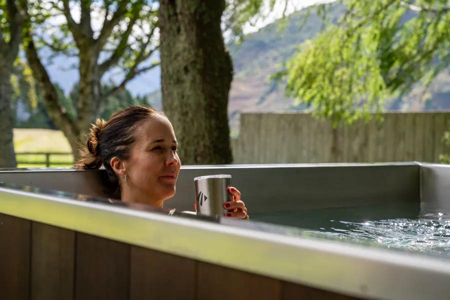 Cedar Lodge hot tub