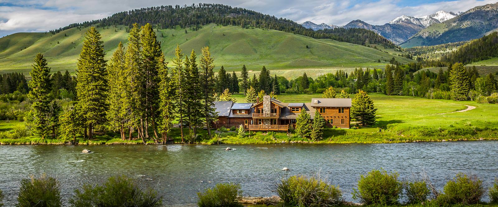 Montana Fly Fishing Guides, Montana Fly Fishing Lodges