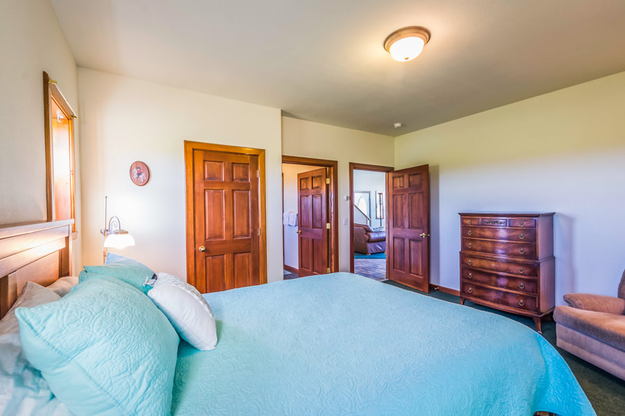 Getaway Bedroom Montana Fishing Lodges, Montana Angler